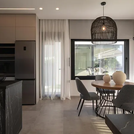 Villa Estellar Villas, 50meters From The Sea *