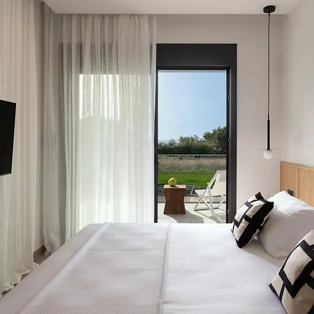 别墅 Estellar Villas, 50meters From The Sea 新马尔马拉斯