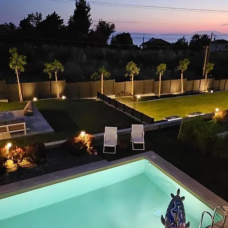Estellar Villas, 50meters From The Sea * Неос-Мармарас