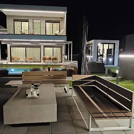 Estellar Villas, 50meters From The Sea *