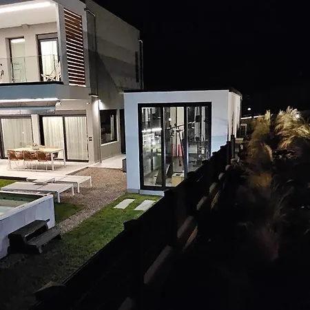 别墅 Estellar Villas, 50meters From The Sea *