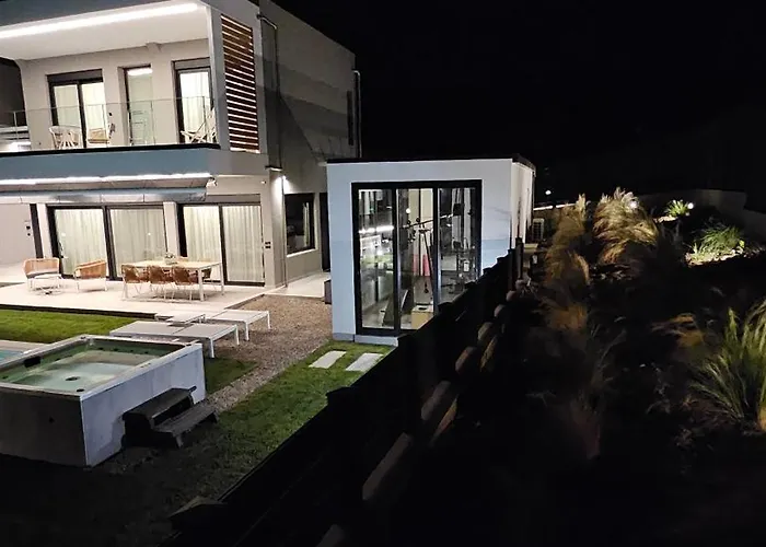 Villa Estellar Villas, 50meters From The Sea *