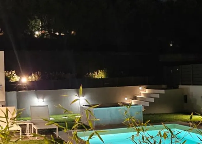 Villa Estellar Villas, 50meters From The Sea *